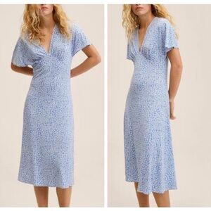 Last 🔥 MANGO floral stretchy dress